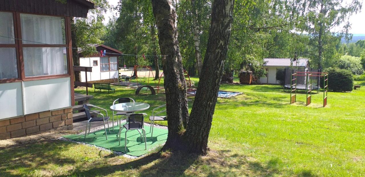 Retro Chatky Hurka Lipno Horní Planá Eksteriør bilde